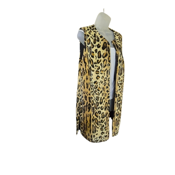 Chico's Leopard Print Vest - Picture 5 of 9